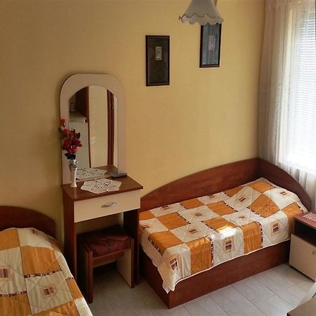 Guest House Konomaevi Sozopol Eksteriør billede