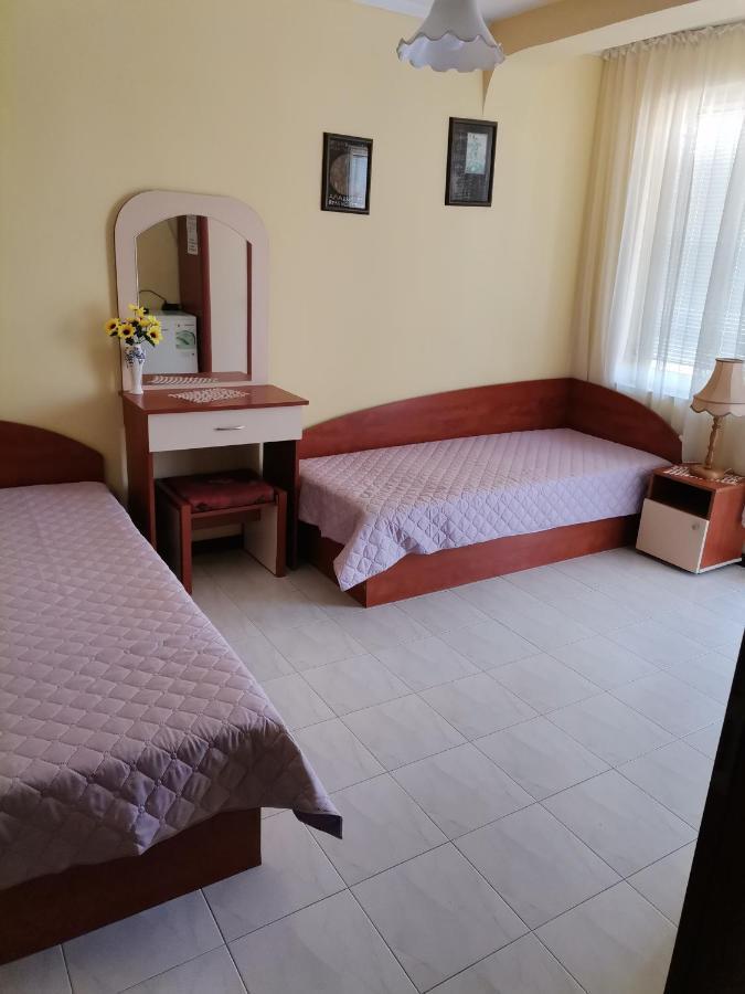 Guest House Konomaevi Sozopol Eksteriør billede